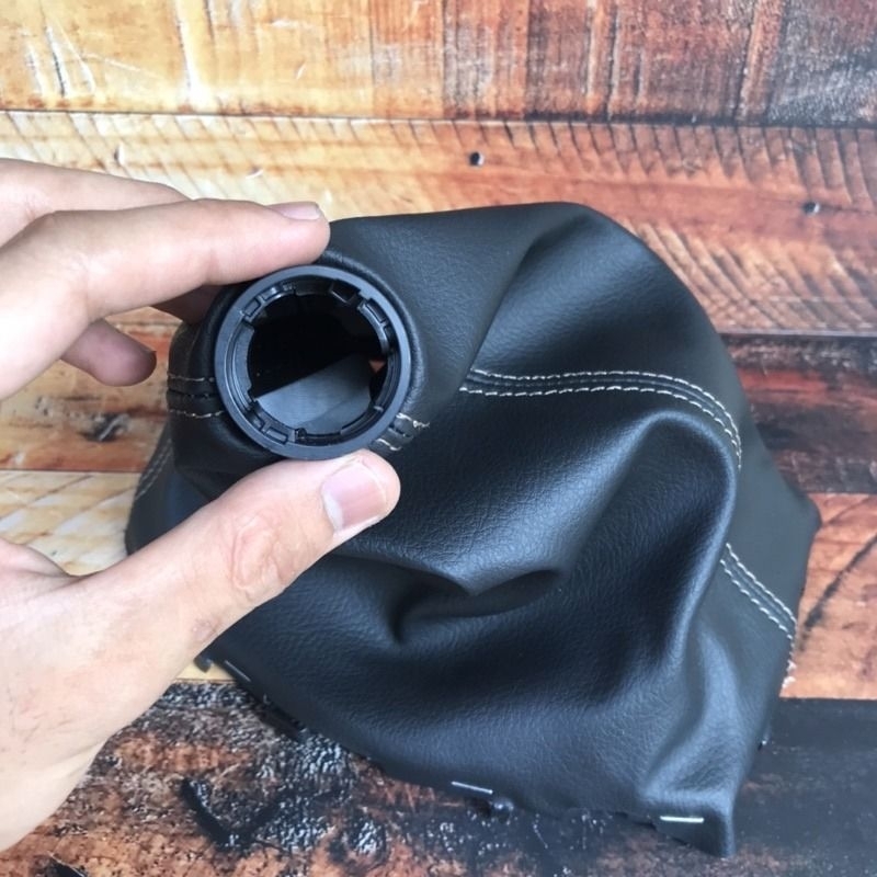 Jual Boot shift knop manual innova reborn original | Shopee Indonesia