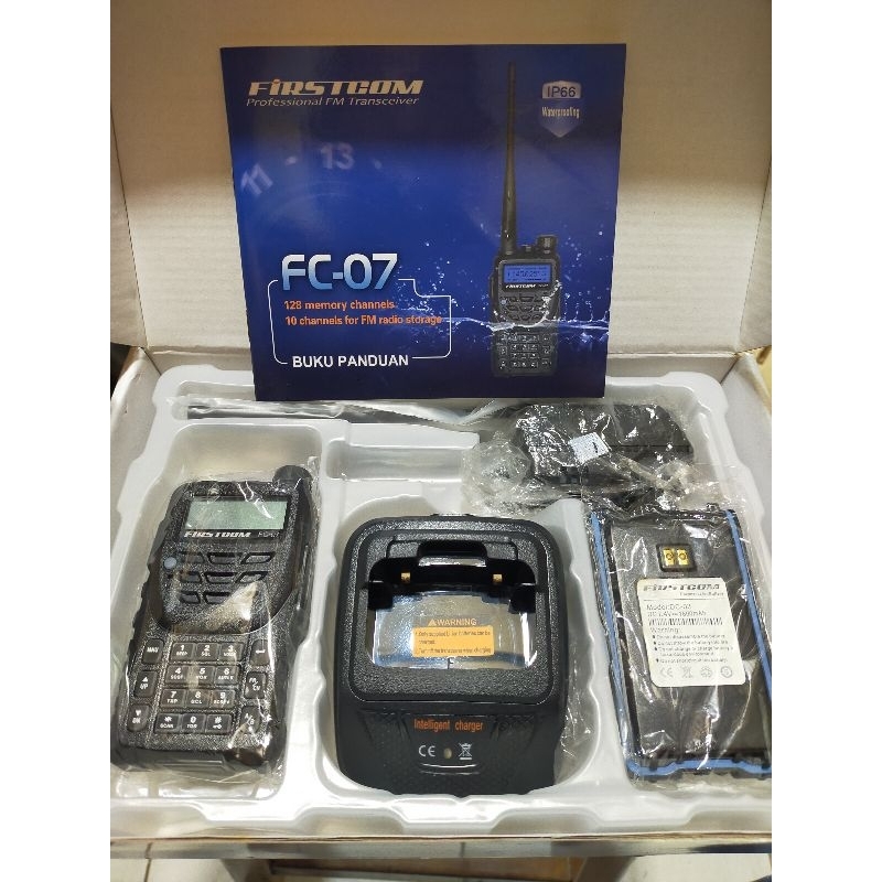 Jual HT FIRSTCOM FC-07 VHF 136-174 MHZ | Shopee Indonesia