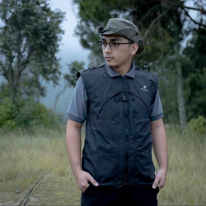 Jual JAKET ROMPI PRIA VEST WATERPROOF SERIES BESAKIH | Shopee Indonesia