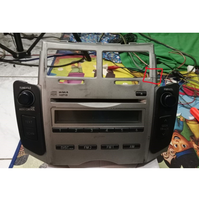 Jual TAPE MOBIL BEKAS JADUL. HEAD UNIT BEKAS. ORI TOYOTA YARIS. CD