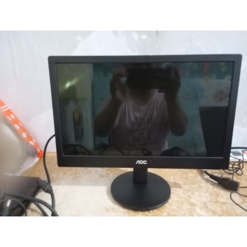 Jual Monitor LED AOC 16 inch wide screen power dari port USB | Shopee ...
