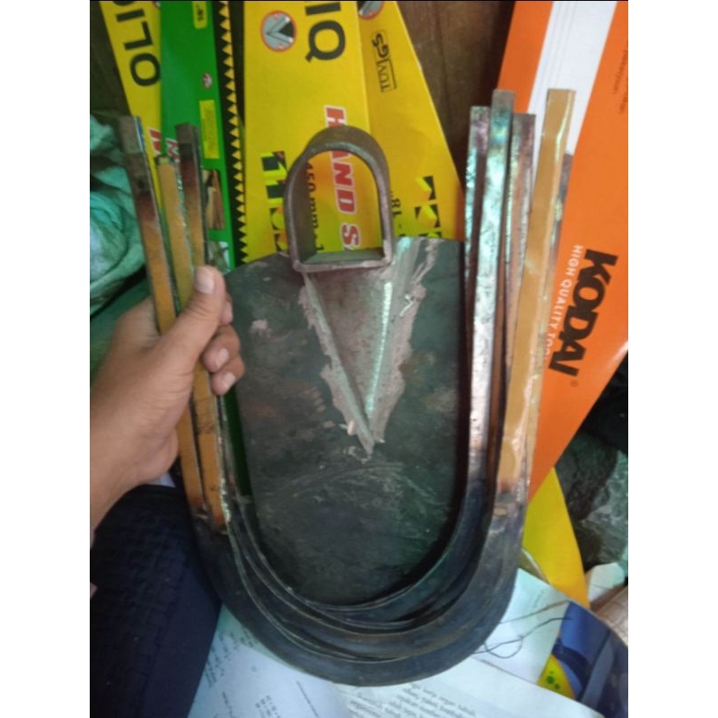 Jual Cangkul baja asli/Cangkul sawah/Cangkul rumput/Cangkul baja asli