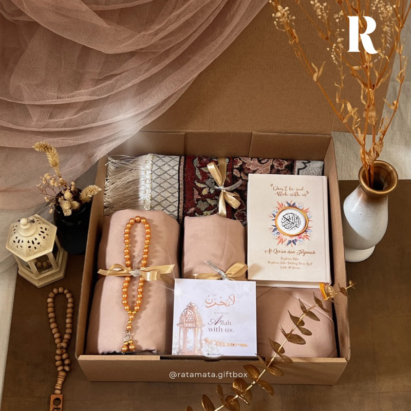 Hampers Mukena Set Seserahan Alat Sholat Hadiah Pernikahan Kado Istri Kado Cewek Hampers Wisuda Hadiah Ulang Tahun