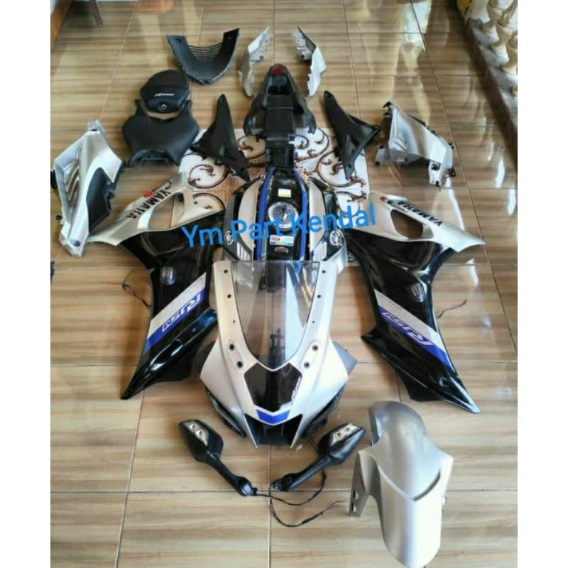 Jual Bodiy Yamaha R15M R15V4 Silver Biru Hitam | Shopee Indonesia