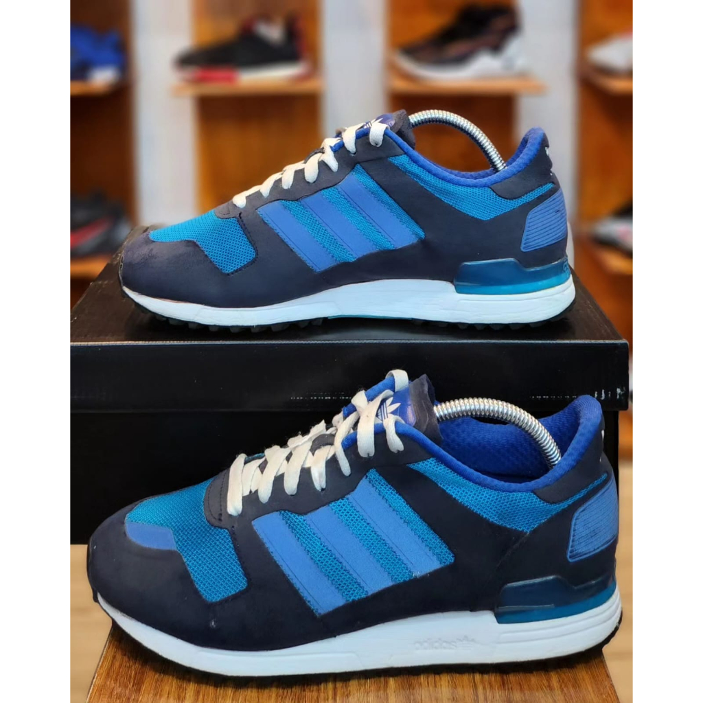 Adidas ZX 700 M