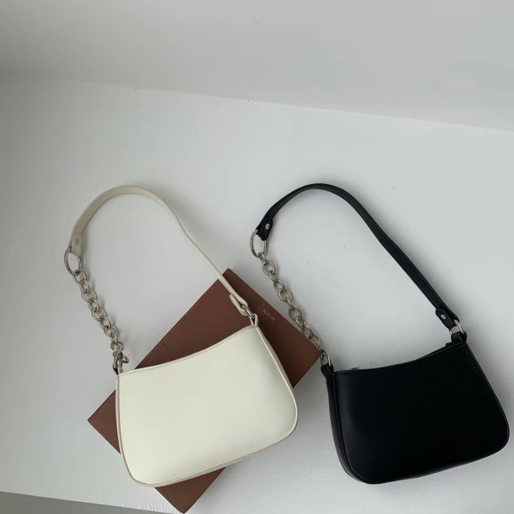 Korea🇰🇷MARGESHERWOOD～22SS PIPING SHOULDER BAG, 預購- Carousell