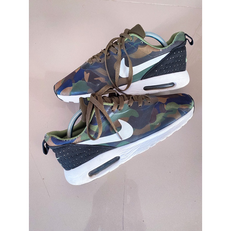 Air max tavas camuflaje hotsell