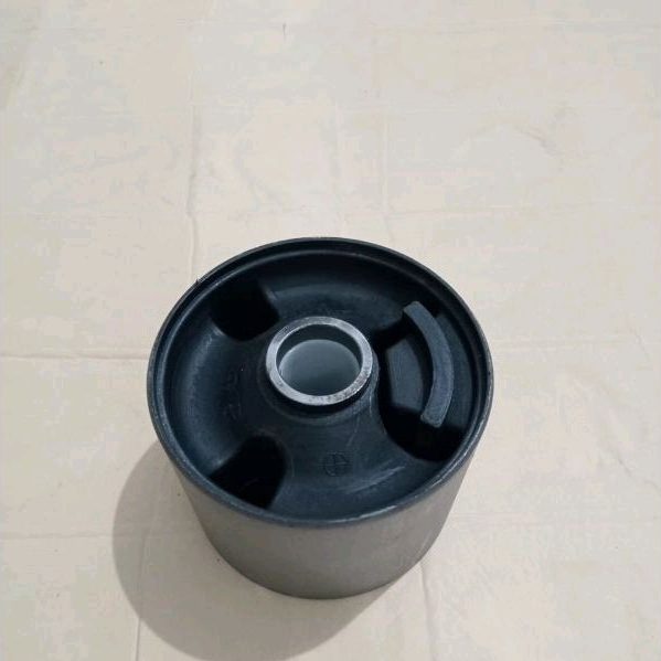 Jual Bushing kabin Hino lohan FM260ti busing cabin Hino bos boss bosing ...