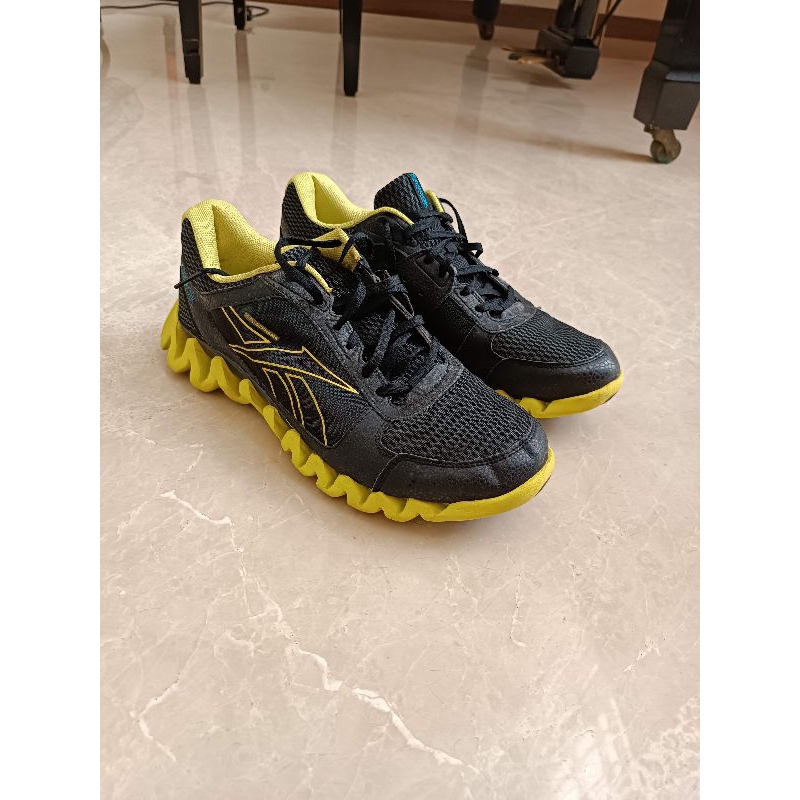 Jual Original REEBOK Zigtech Shark Pursuit360 size 45.5 30cm Running Shoes Sepatu Shopee Indonesia