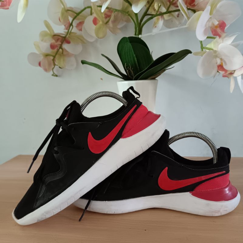 nike tessen original price