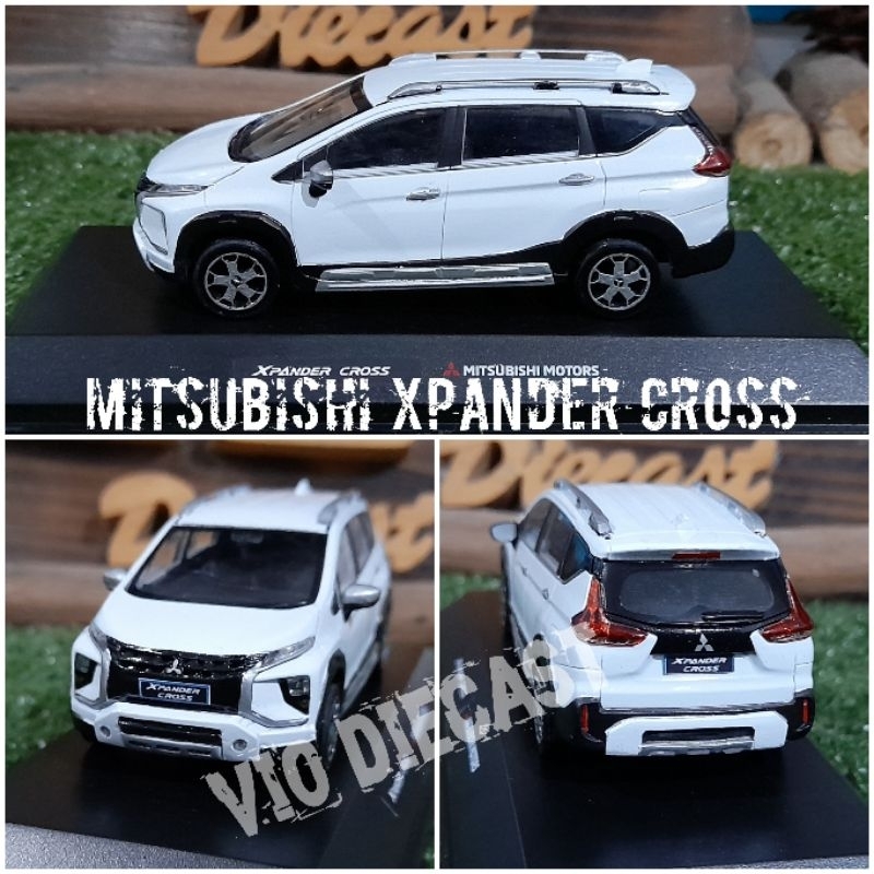 Jual Diecast Miniatur Mitsubishi Xpander Cross skala 143 Shopee