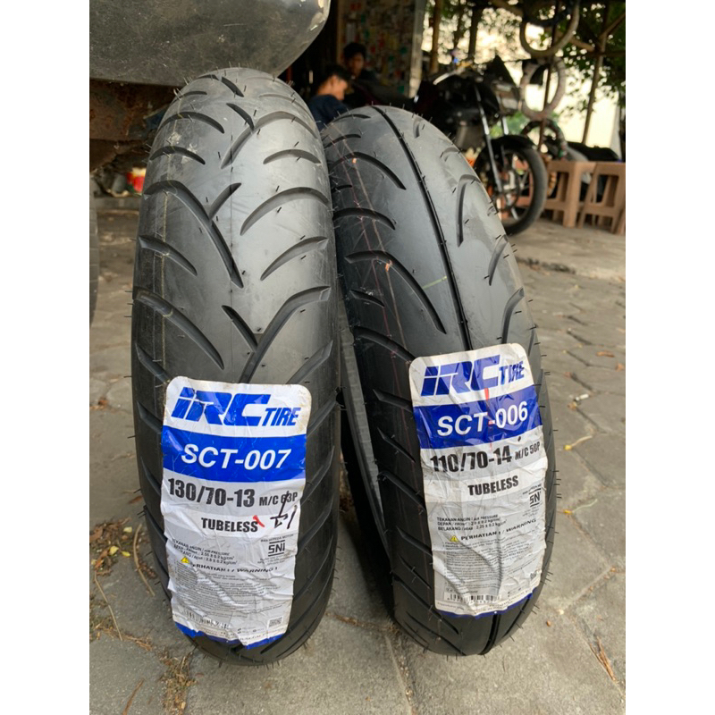 Jual Ban standart pcx160 irc depan 110/70-14 , 130 70 13 belakang tubeless  1ban | Shopee Indonesia