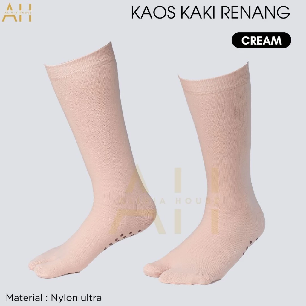 Kaos Kaki Renang dan Olahraga Alivia House