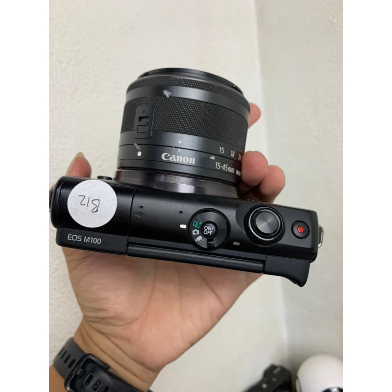 Canon EOS M100 15-45mm 55-200mm 2本レンズ付き Canon EOS M100 55-200mm