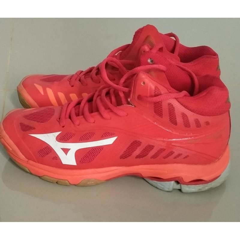 Sepatu mizuno second deals