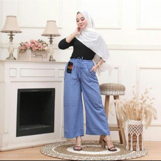 Jual CELANA WANITA 100 RB DAPAT 3 PCS - CELANA JEANS 100 RIBU 3 PCS - CELANA  WANITA GROSIR Denim