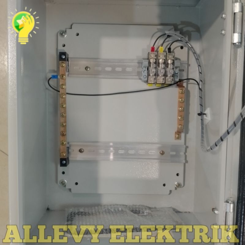 Jual BOX PANEL OUTDOOR 30X40X20 PLAT 1MM + PILOT LAMP RST + VOLTMETER ...