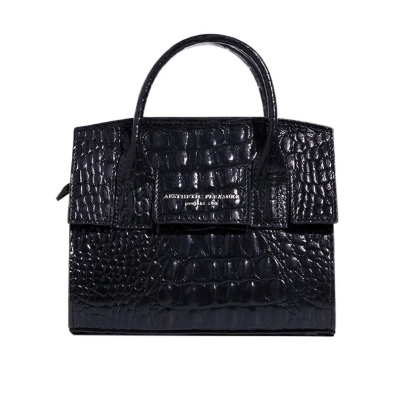 Jual (PRELOVED, baca desc) AESTHETIC PLEASURE Micro Croco Black