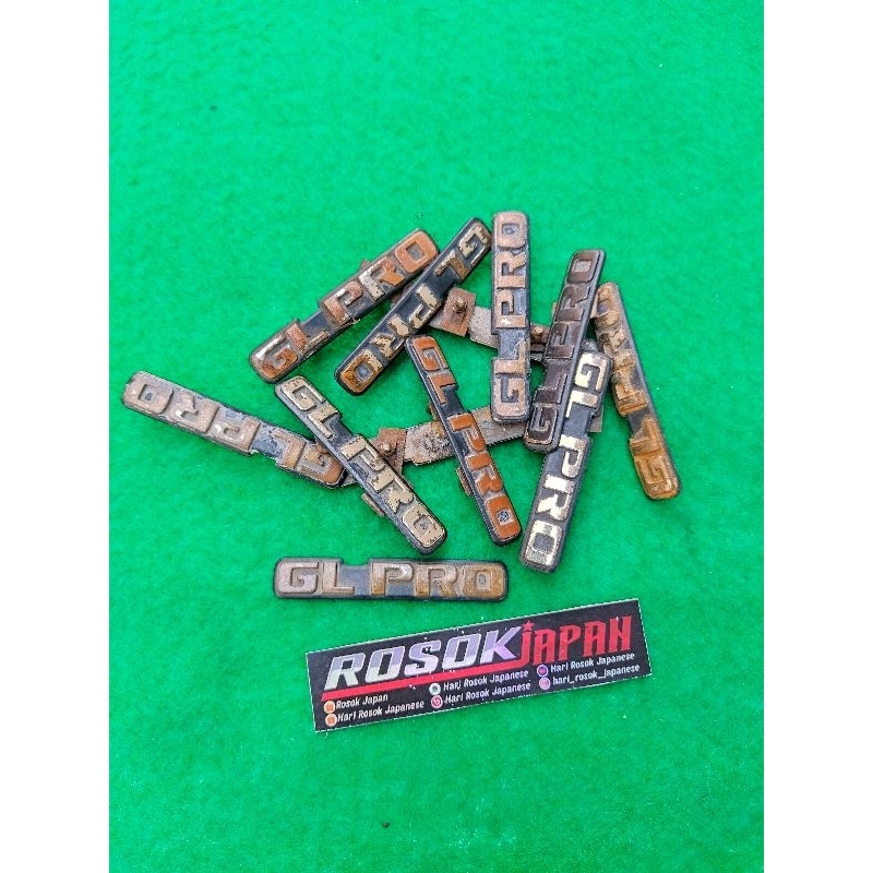 Jual Emblem Logo Gl Pro Cover Batok Lampu Depan Original | Shopee Indonesia