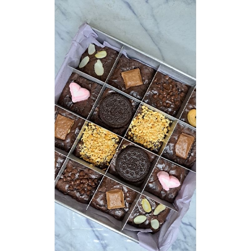 Jual Fudgy Brownie Sekat Fudgy Brownie 20x20 Enak dan Lembut Shopee Indonesia