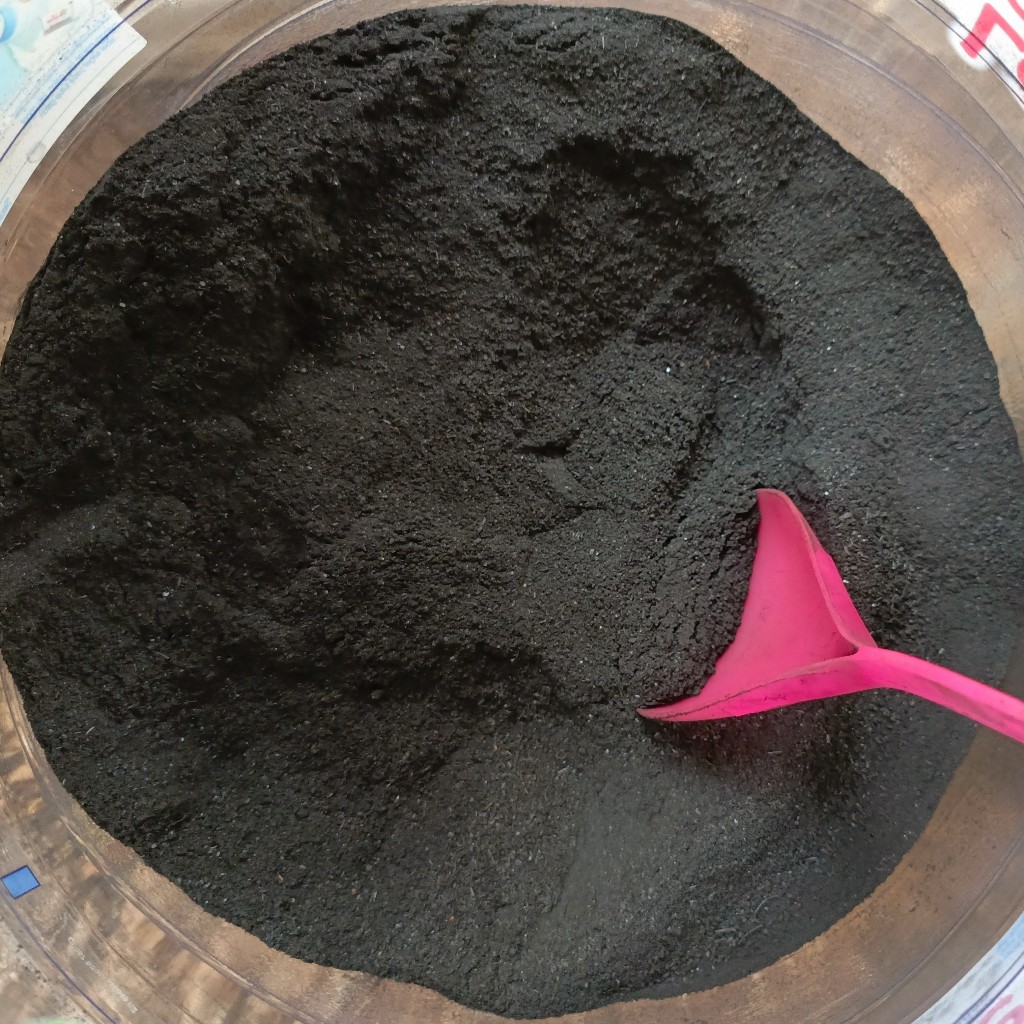 Jual Arang Halus per 1kg Batok Kelapa - Biochar Arang Aktif Super Halus ...