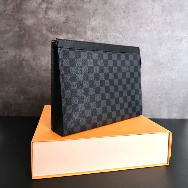 Jual LV Louis Vuitton Voyage Clutch Damier MM Shopee Indonesia