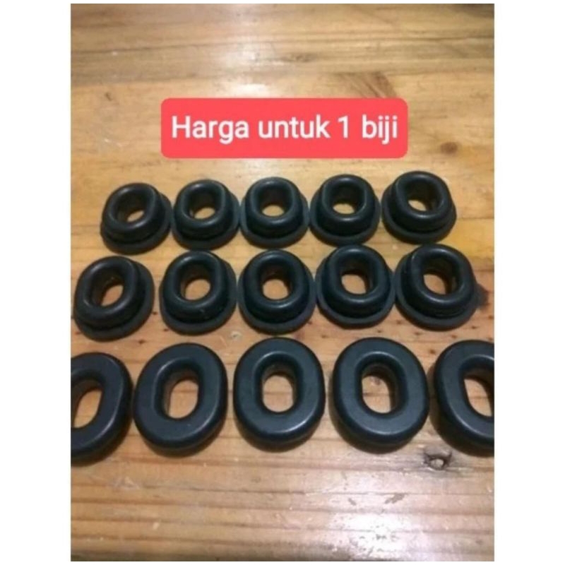 Jual Karet Body Bodi Gromet Oval Tutup Box Aki Gl Pro Gl Max Shopee Indonesia