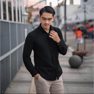 ALJOSA Kemeja Pria Polos Hitam Lengan Panjang Kerja Kantor