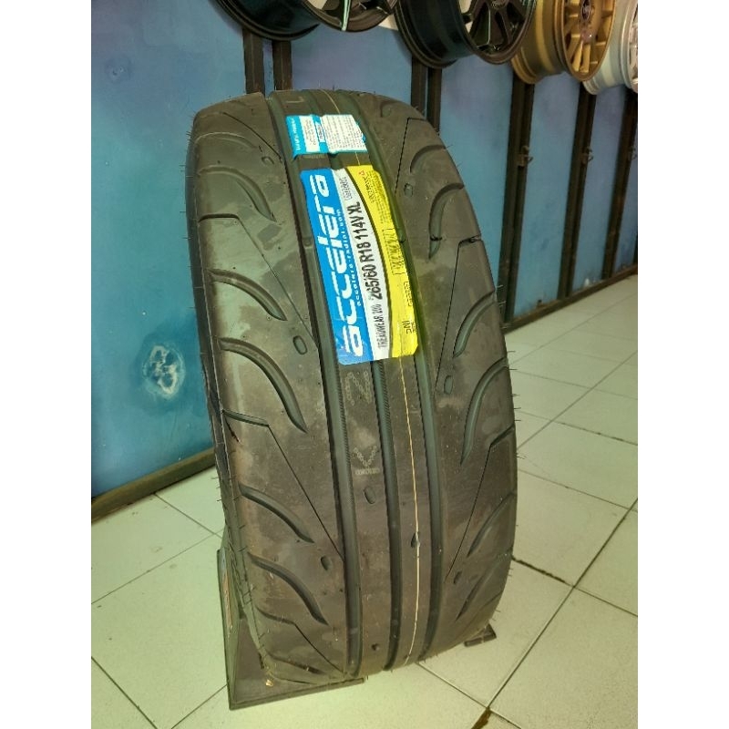 Jual Ban Mobil Semi Slick Accelera Ukuran 265 60 R18 Pajero Fortuner ...