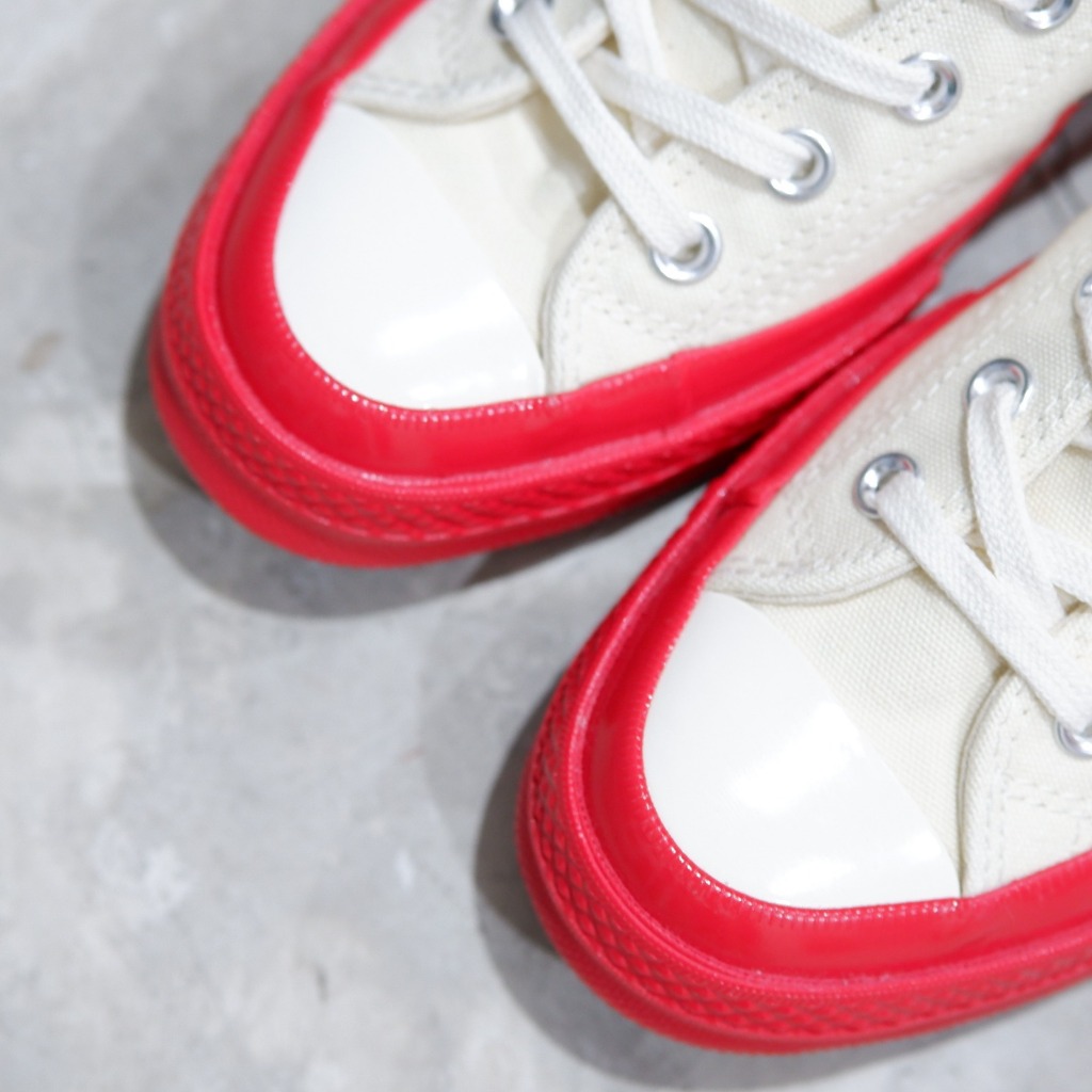 Undercover converse on feet hotsell
