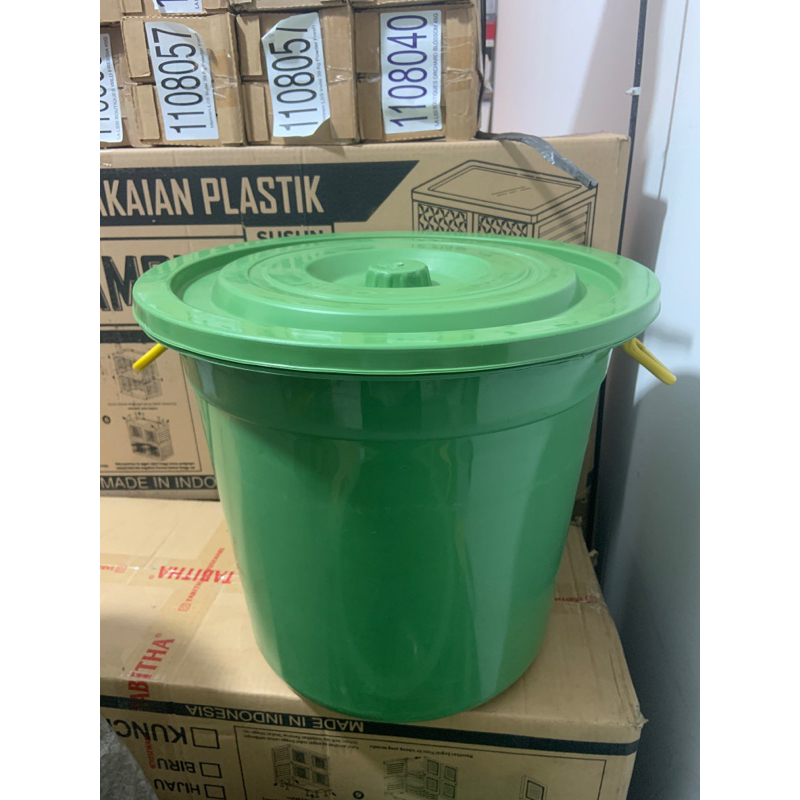 Jual Ember Besar Dengan Tutup Kapasitas 30 Liter Tong Ember 30 Liter ...