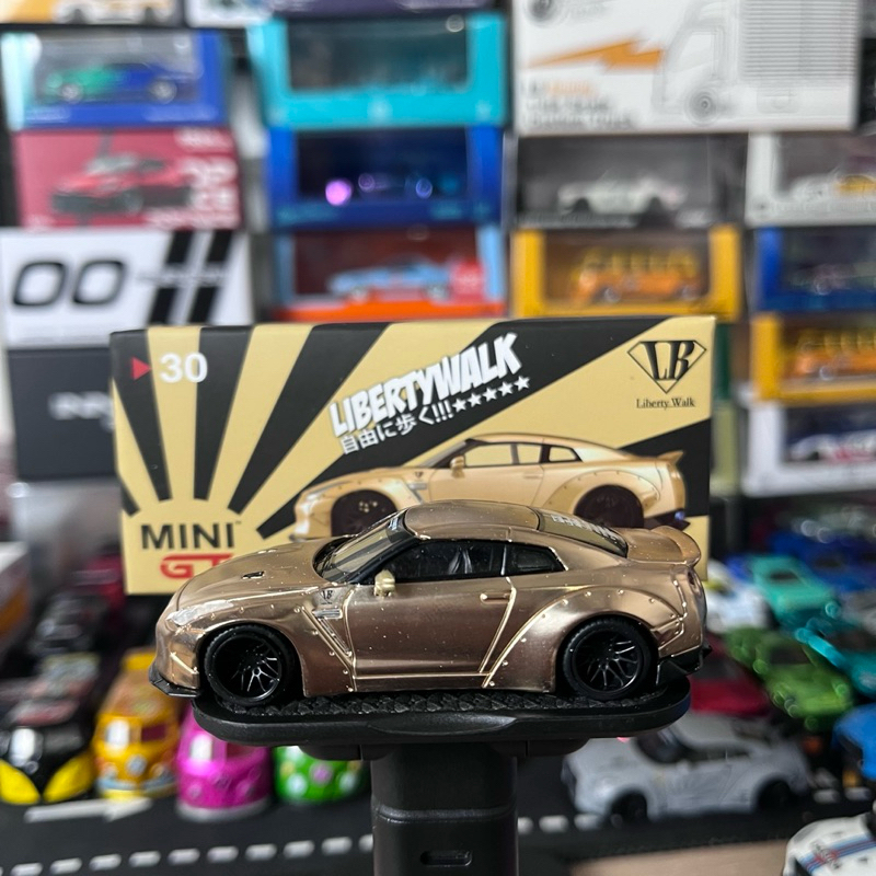 Minigt ミニGT リバティーウォークLBWK R35 NO.30