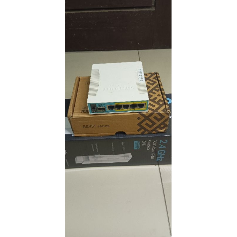 Jual Mikrotik RB960Pgs hex Poe | Shopee Indonesia