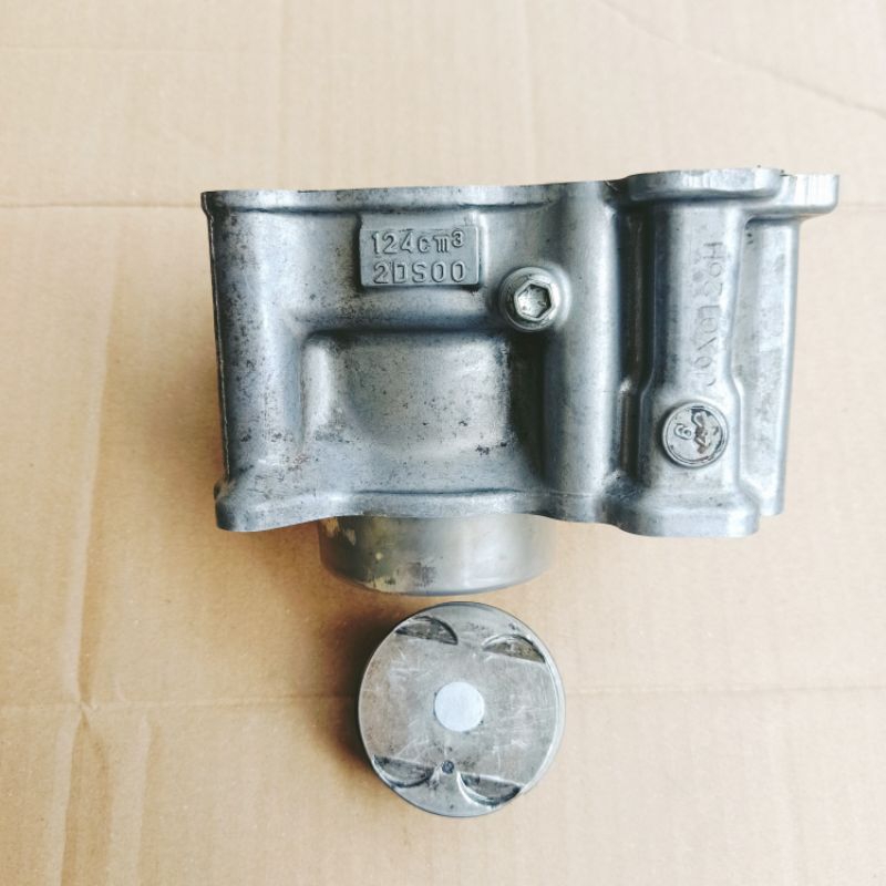 Jual BLOK SEHER BLOCK PISTON SET YAMAHA LEXI 125 ORIGINAL | Shopee ...