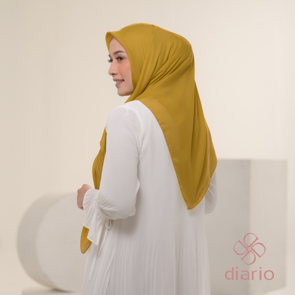 Diario Kerudung Segi Empat Ultrafine Plain Scarf Voal Yellow Series
