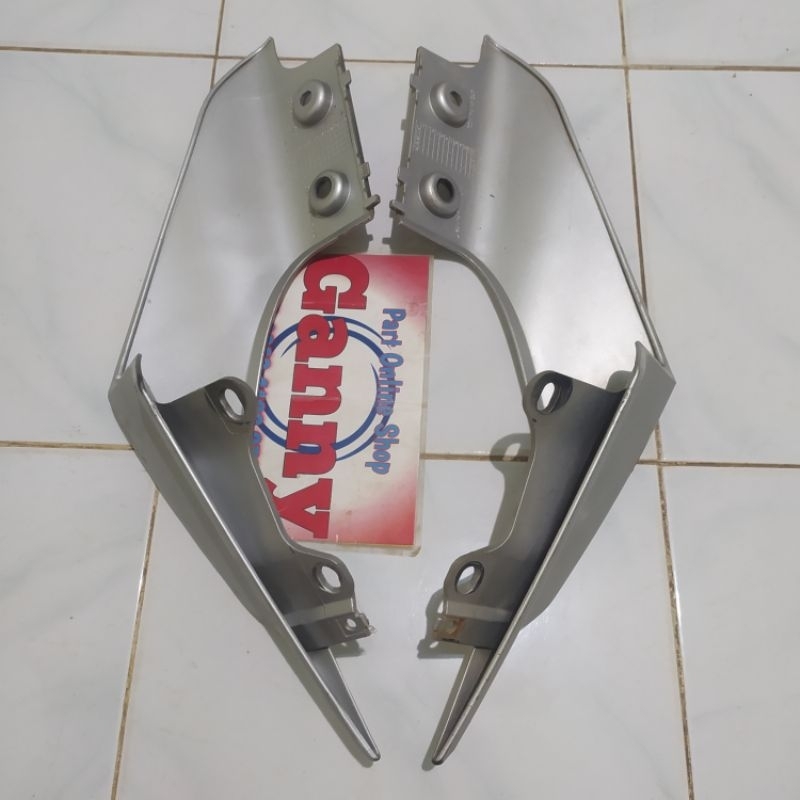 Jual Body belakang YAMAHA R15 V3 original bekas | Shopee Indonesia