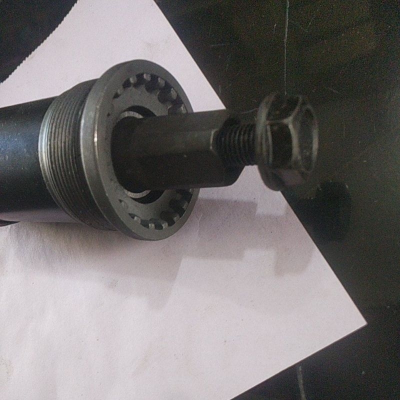 Jual Bottom bracket sepeda untuk fixie atau single speed ukuran 111mm ...