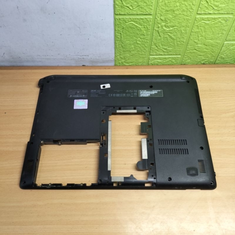 Jual Kesing Case Casing Bottom Bawah Laptop Acer Aspire Es1 432 Shopee Indonesia