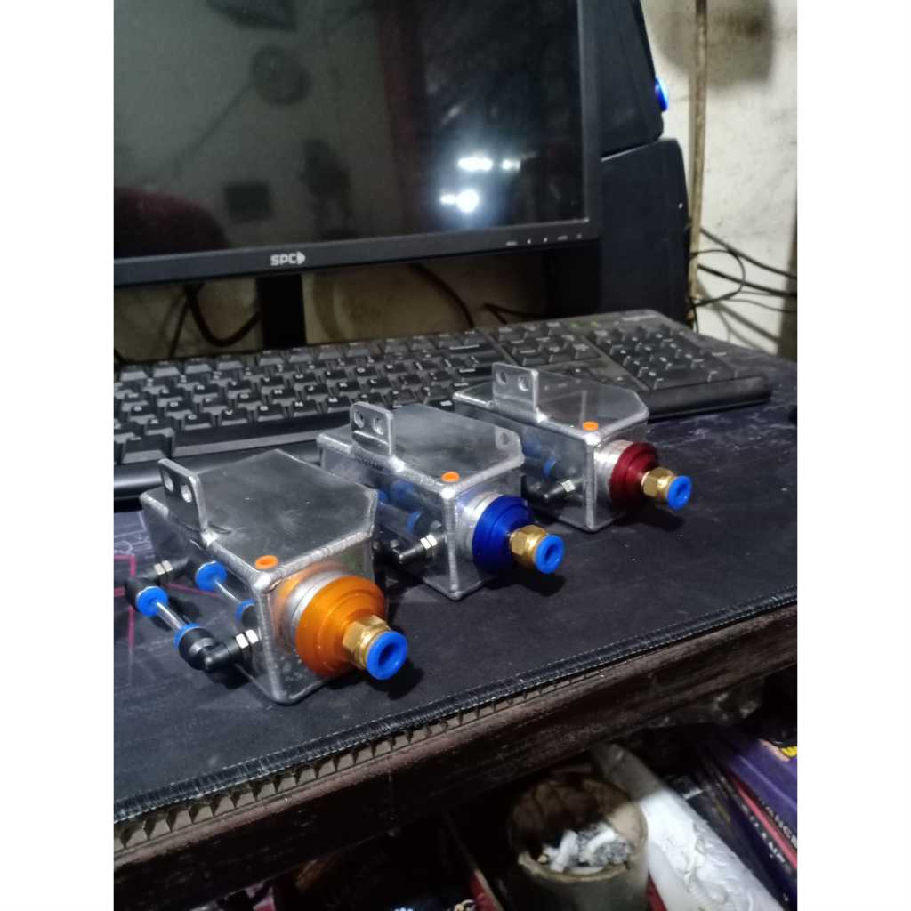 Jual Kelgoo - Botol Air Radiator Alumunium warna Gold biru merah ninja ...