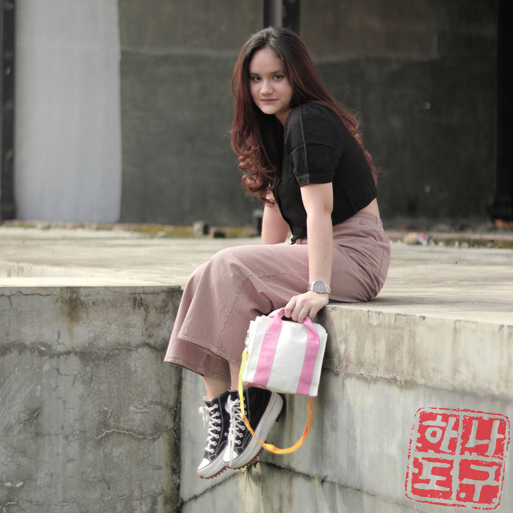 Jual SATU ALAT Tas Selempang Canvas Mikasha | Shopee Indonesia