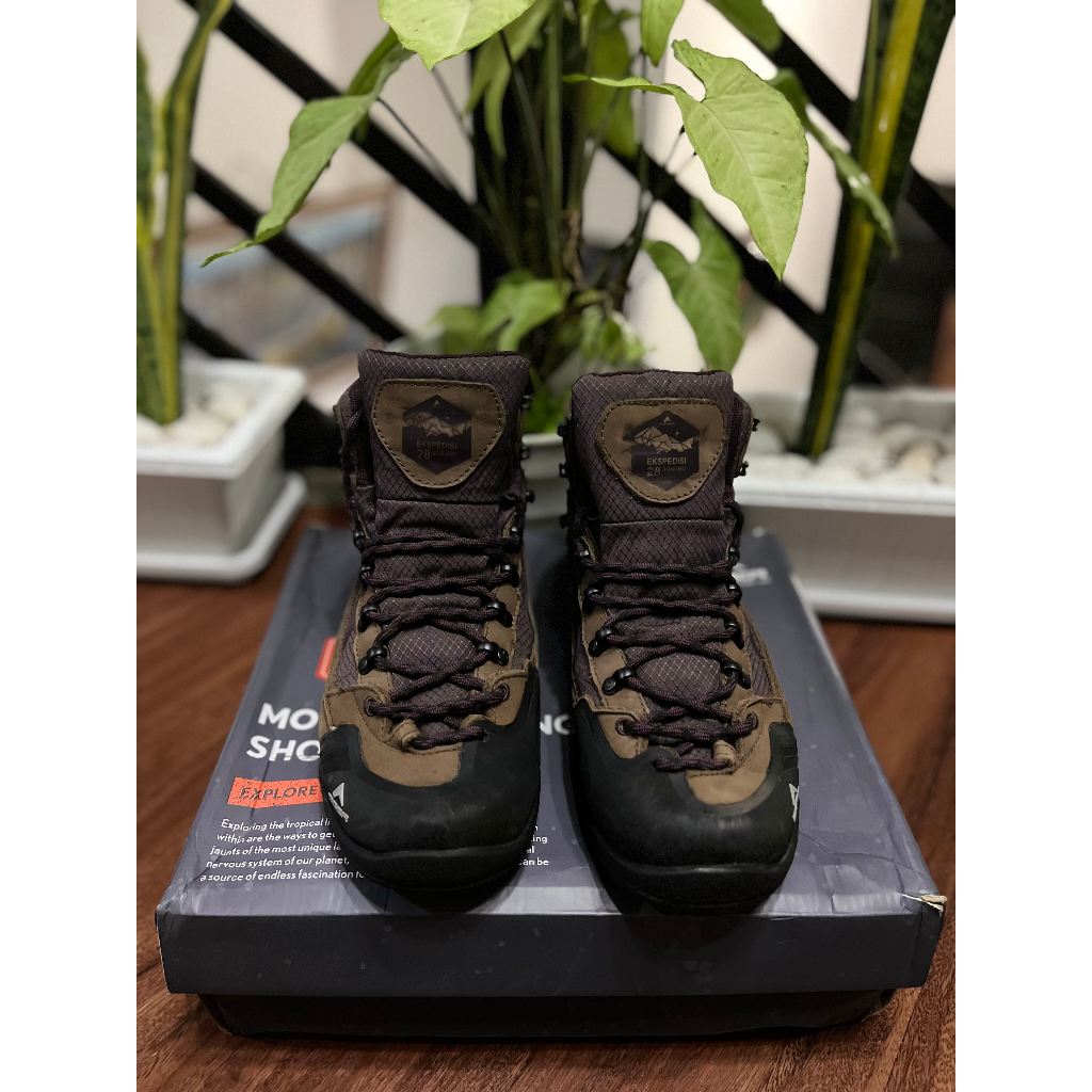 Jual Sepatu Gunung Eiger Pollock 2.0 | Shopee Indonesia