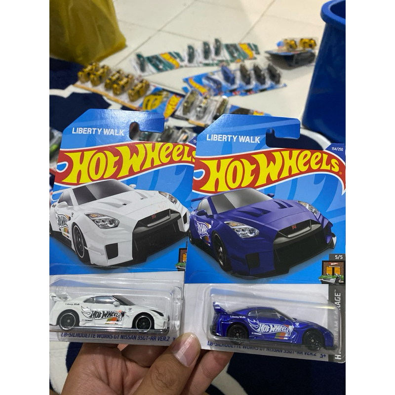 Jual Hot Wheels R35 LBWK | Shopee Indonesia