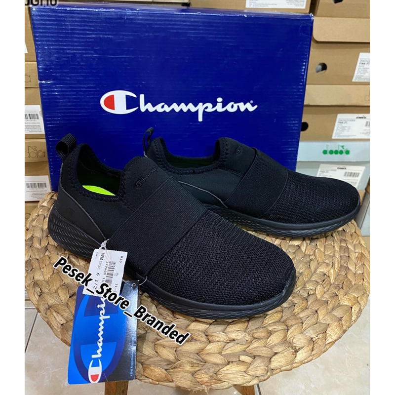 Sepatu champion slip store on