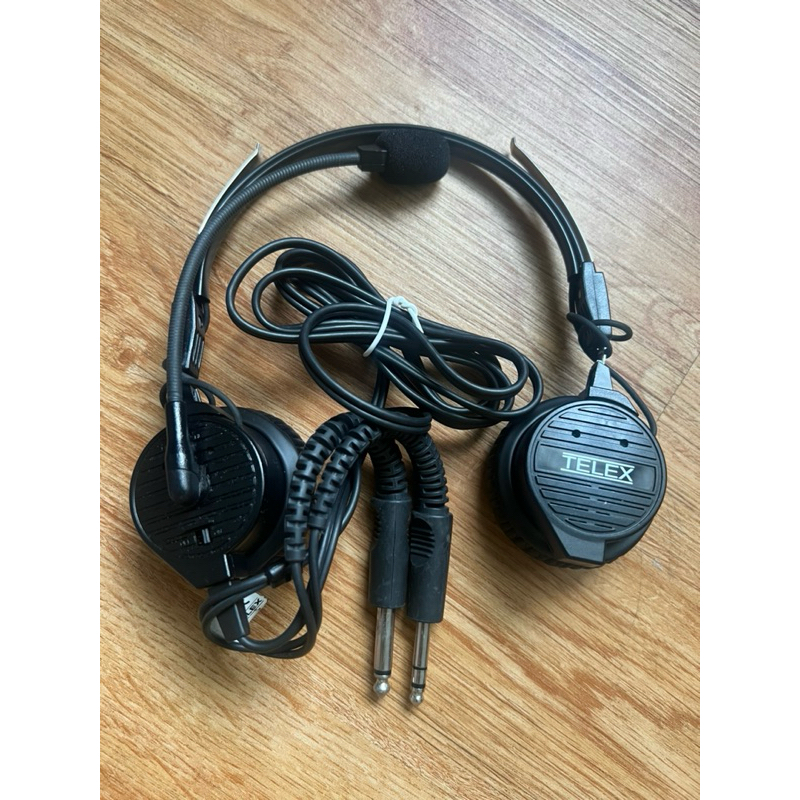 ヘッドホン TELEX AIRMAN 850 Amazon.com: Telex Airman 850 ANR Headset - XLR-5-12C Airbus