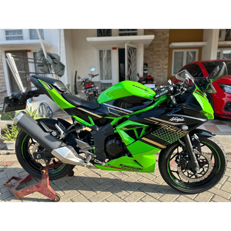 Ninja 250sl 2021 top