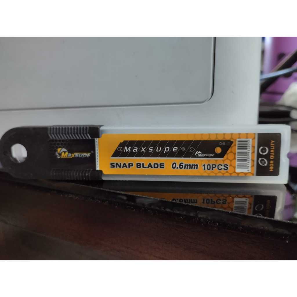 Jual (1Kotak) ISI CUTTER HITAM BESAR MAXSUPE / REFILL CUTTER BESAR ...