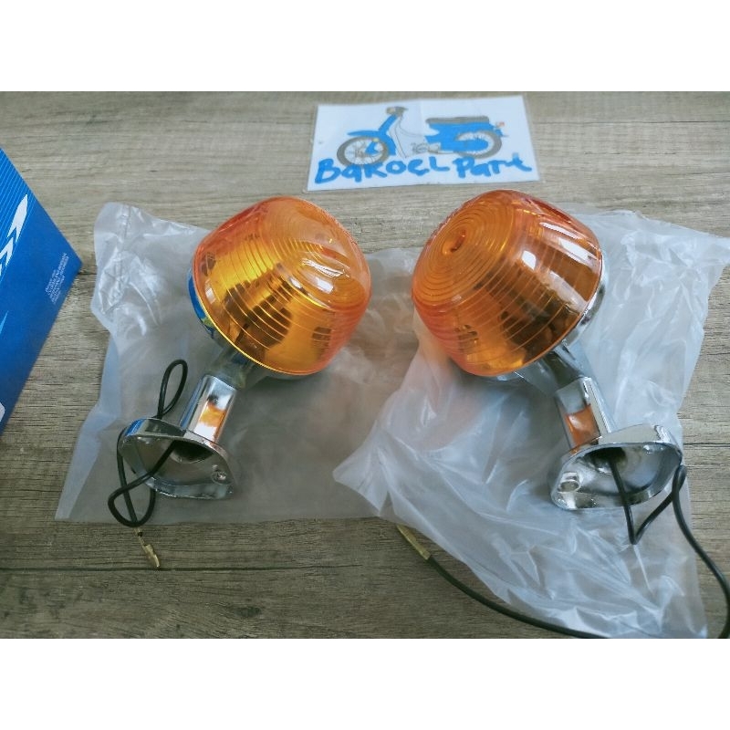 Jual Lampu riting sein sen belakang motor Honda C70 ulung bekjul ...