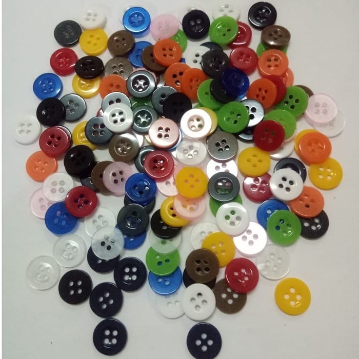 Jual kancing warna warni 11mm lobang 4 isi 144pcs | Shopee Indonesia