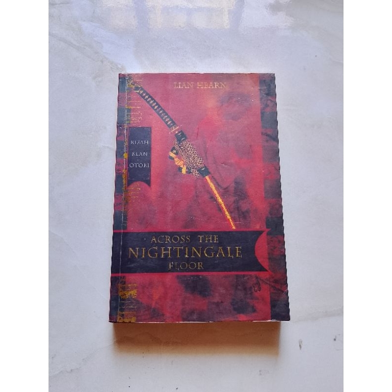 Jual BUKU NOVEL ACROSS THE NIGHTINGALE FLOOR/KISAH KLAN OTORI | Shopee ...