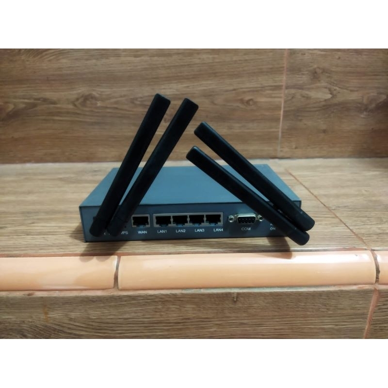 Jual H700 Gigabit Dual SIM 4G LTE Router Industrial E-lins Dual Band ...